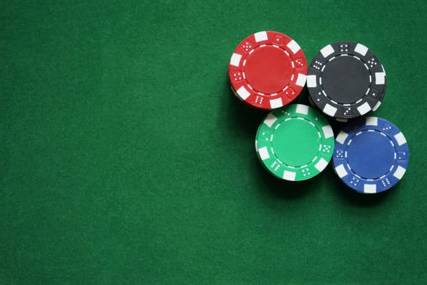 guru 303 live casino tables and sportsbook interface on mobile